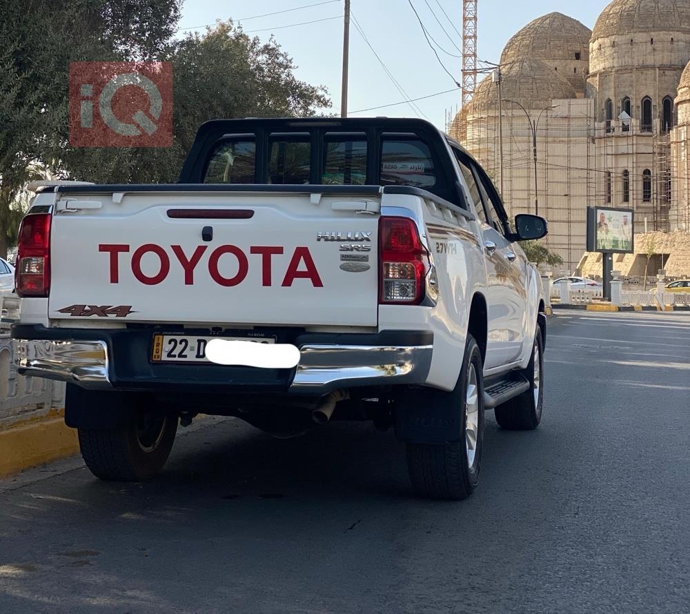 تويوتا هايلوكس